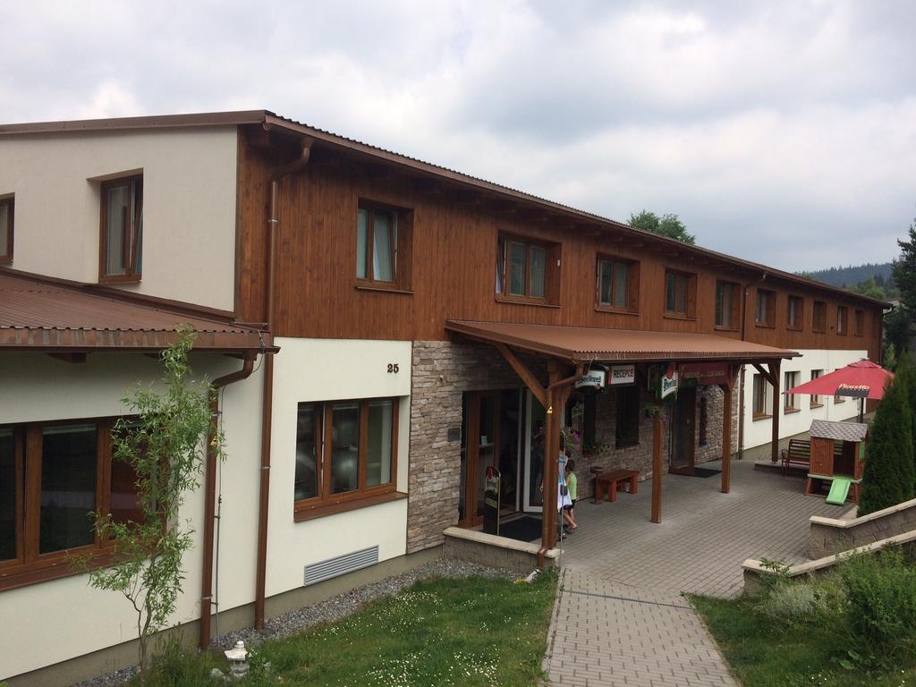 Apartman Lipno 20 ليبنو ناد فلتافو الغرفة الصورة